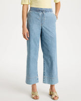 Chico's / Lightweight Wide-Leg Crop Jeans
