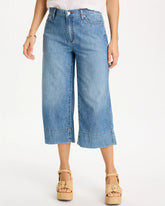 Chico's / Lightweight Wide-Leg Capri Jeans