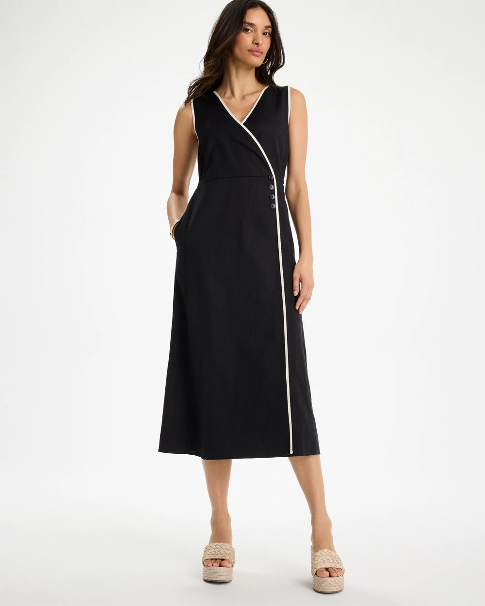 Chico's For Sale - Sleeveless Surplice Linen Dress