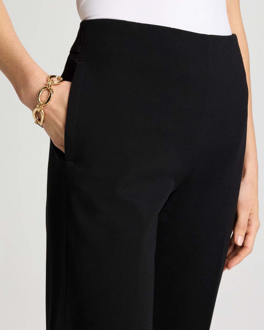 Chico's Sale - Juliet Lightweight Straight Crop Pants