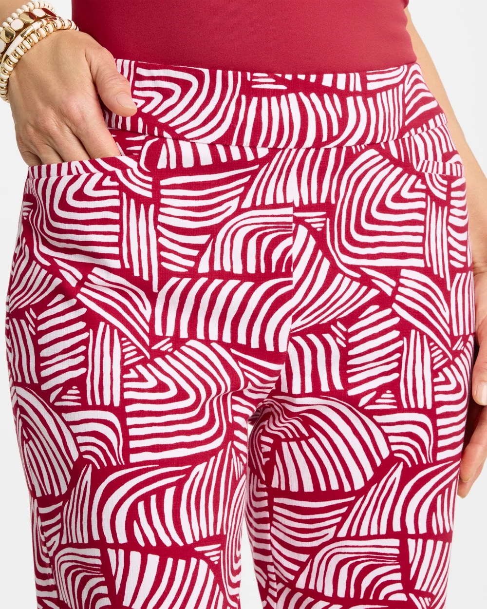 Chico's On Sale - Brigitte™ Slim Geo Pull-On Capri Pant