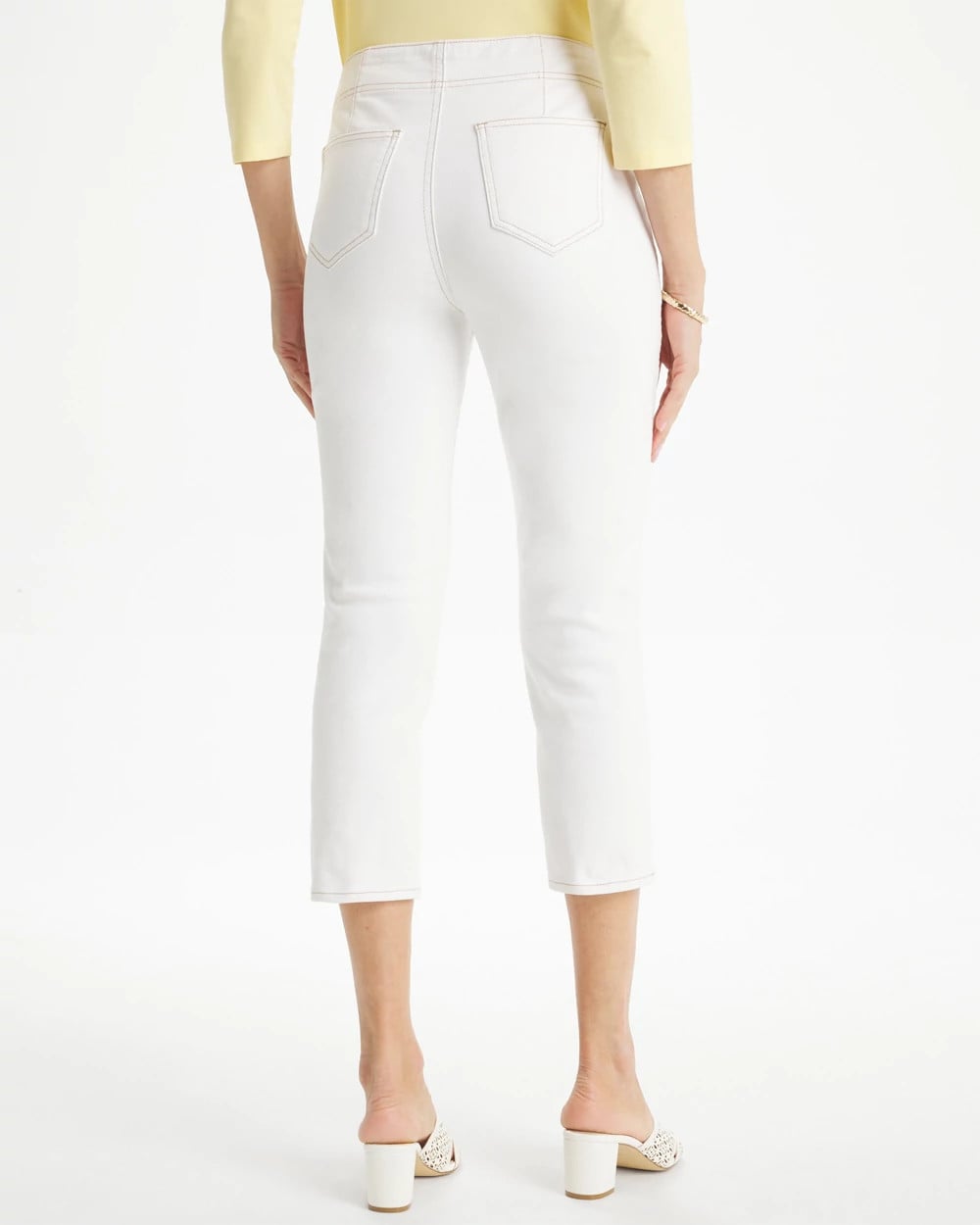 Chico's / Pull-On 22" Capri Jeans