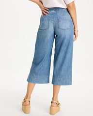 Chico's / Lightweight Wide-Leg Capri Jeans