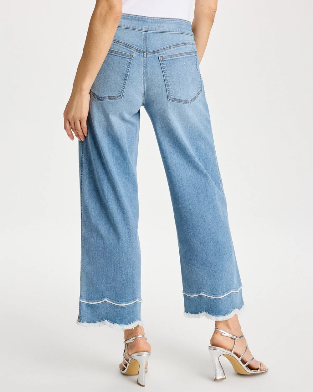 Chico's Outlet - Scallop Pull-On Wide-Leg Crop Jeans