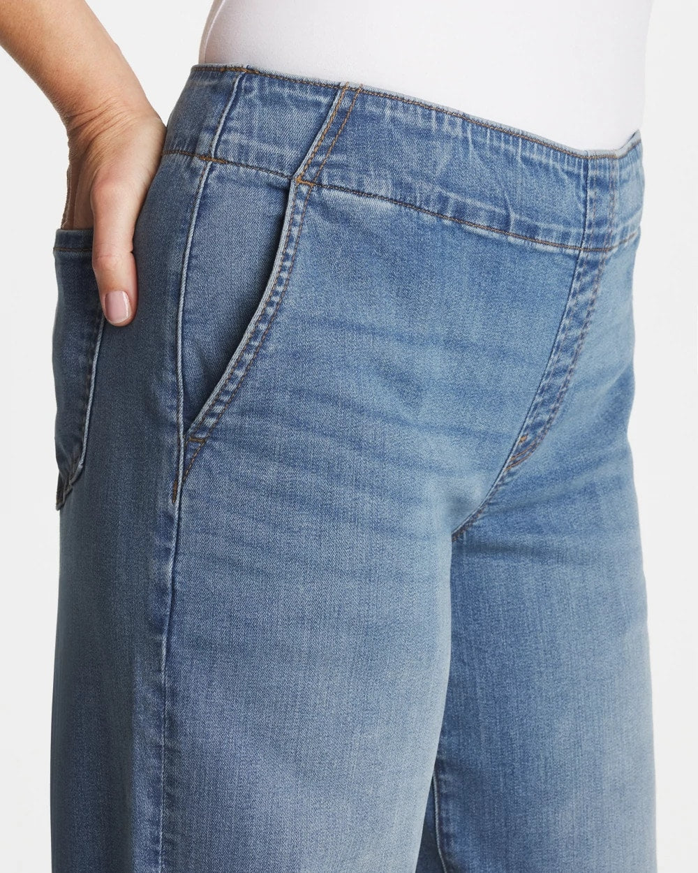 Chico's Discount - Pull-On Boyfriend Cropped Jeans
