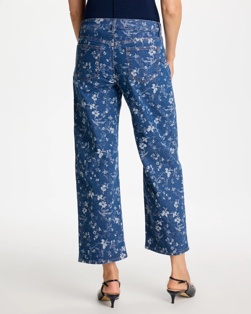 Chico's US - Girlfriend Wide Floral Crop Jean