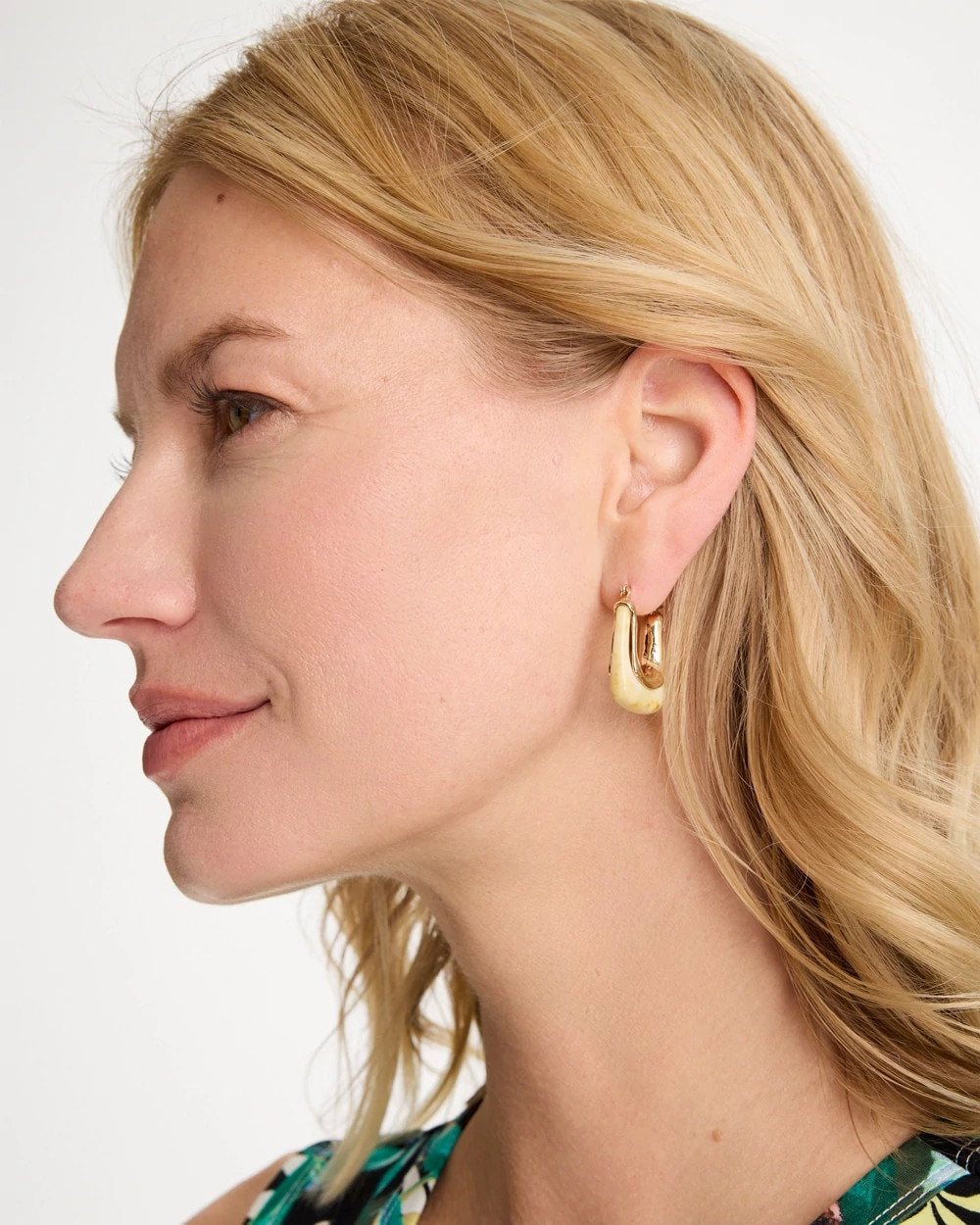 Chico's / Neutral Goldtone Square Hoop Earrings