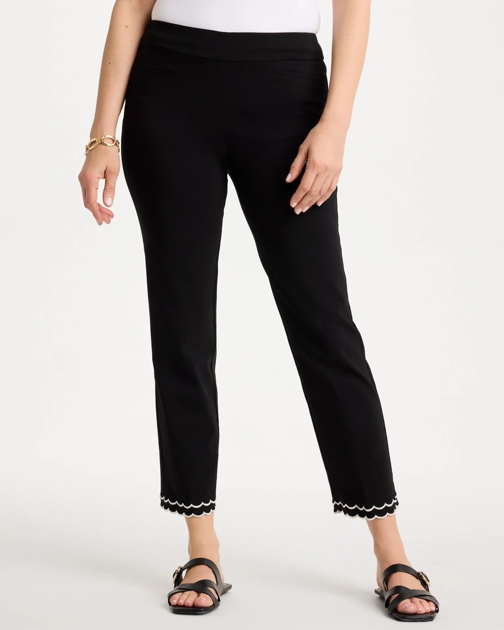Chico's US - Contrast Scallop Brigitte™ Slim Crop Pant