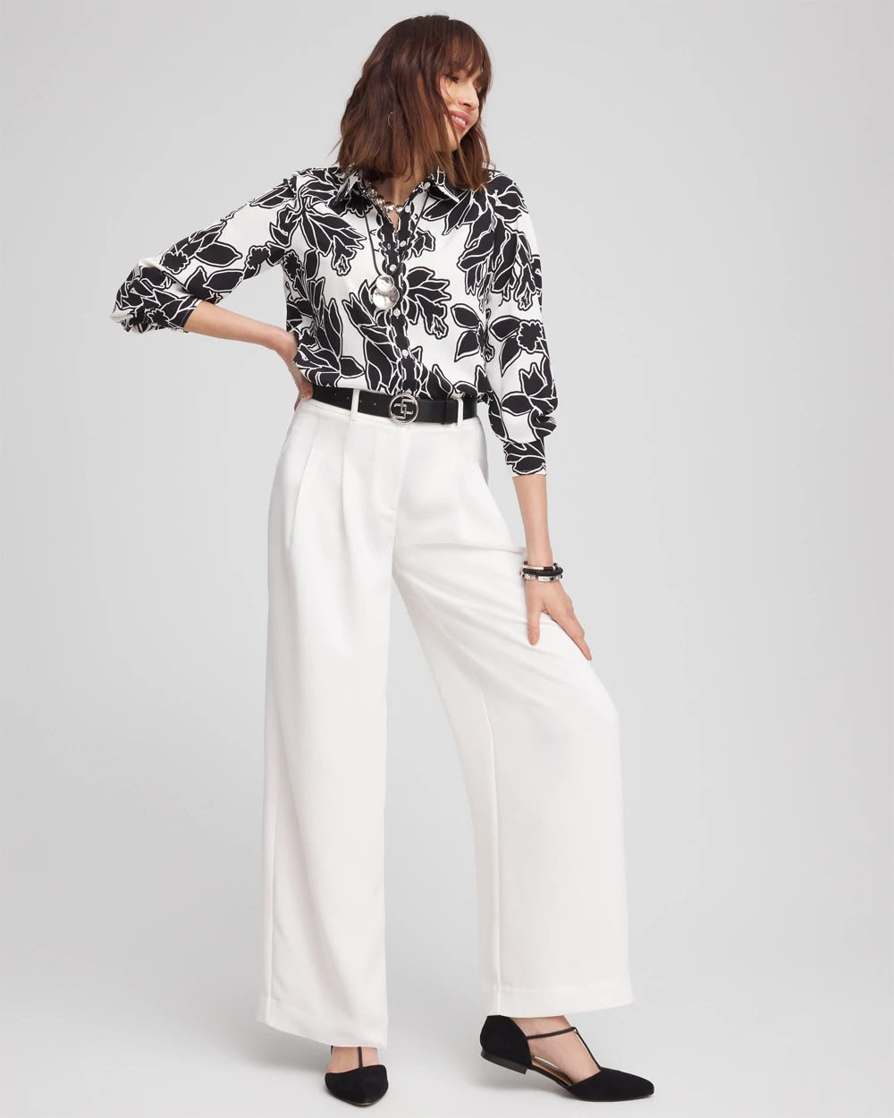 Chico's For Sale - Crepe Pleated Relaxed Pants