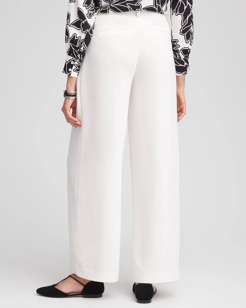 Chico's For Sale - Crepe Pleated Relaxed Pants