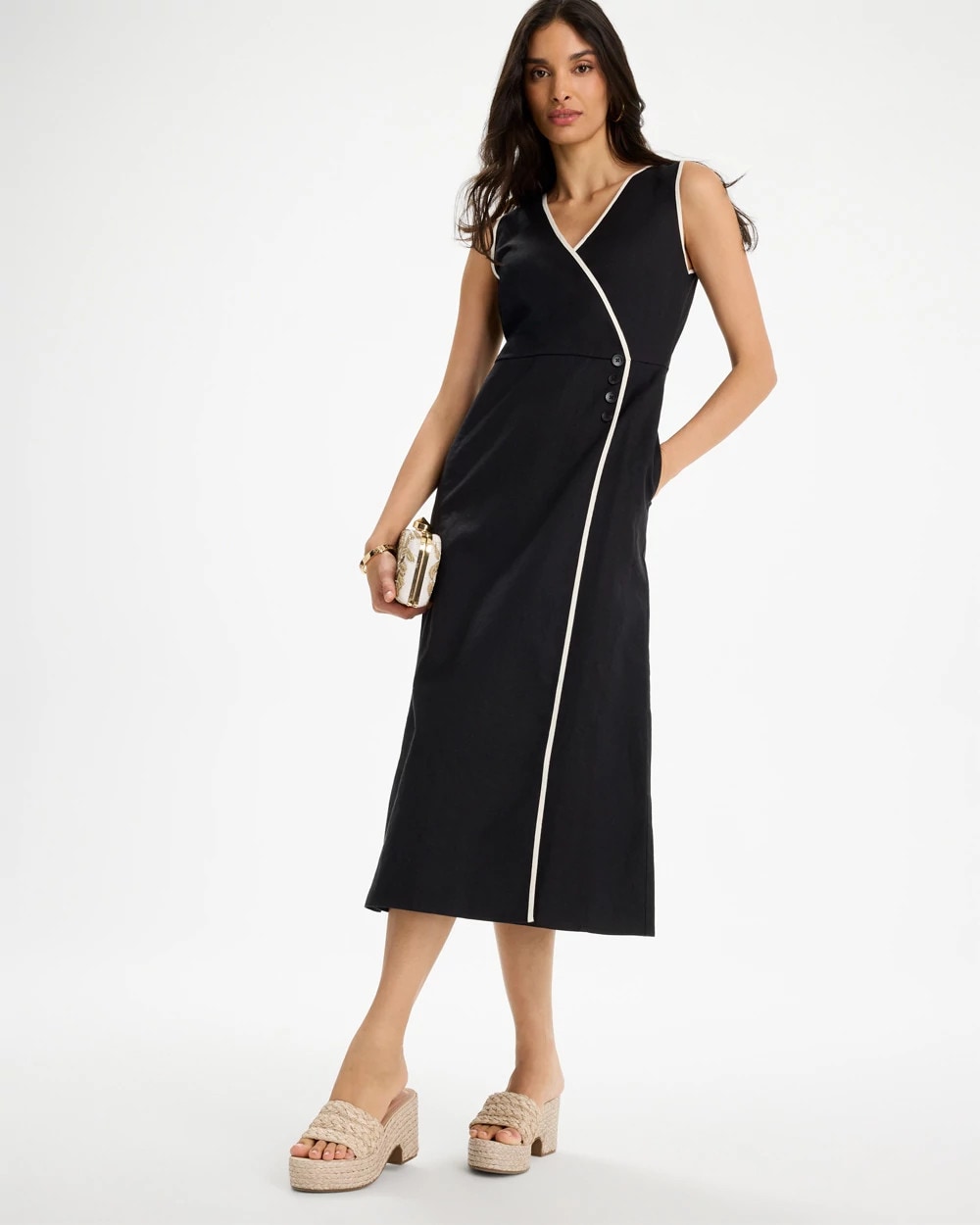 Chico's For Sale - Sleeveless Surplice Linen Dress