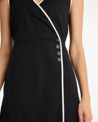 Chico's For Sale - Sleeveless Surplice Linen Dress