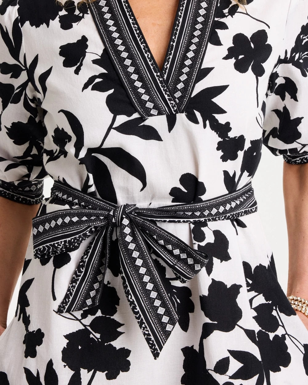 Chico's US - Floral Cotton-Linen Belted Dress
