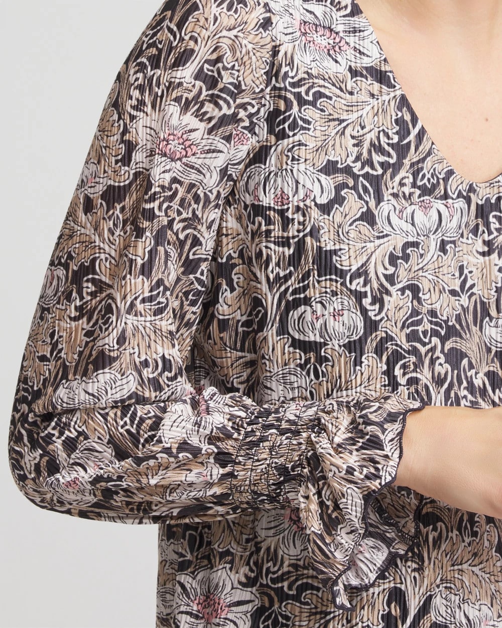 Chico's For Sale - Bloom Crinkle Bodre Top