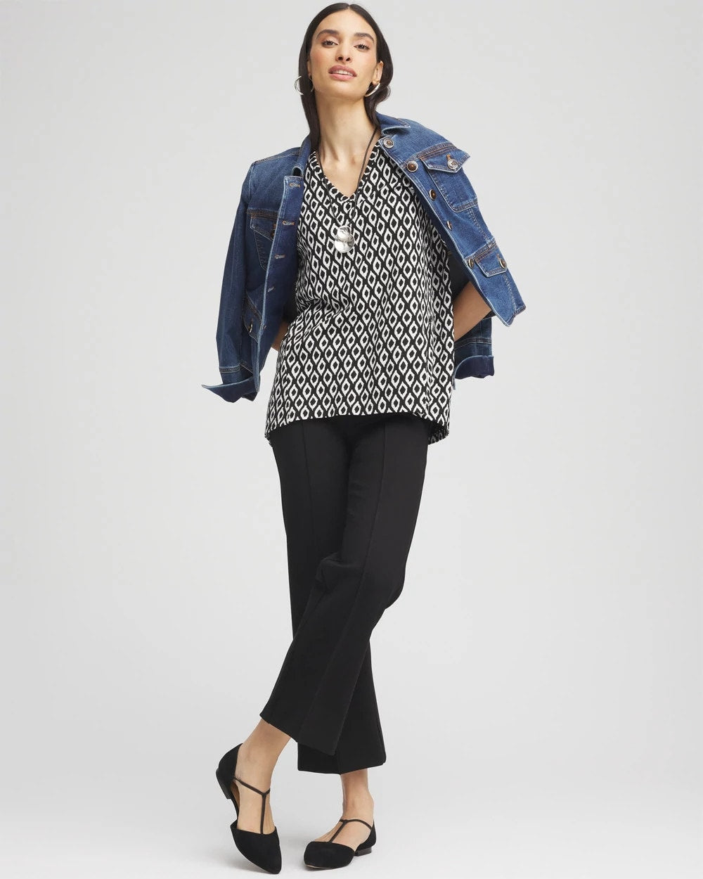 Chico's / Graphic Slub V-Neck Tee