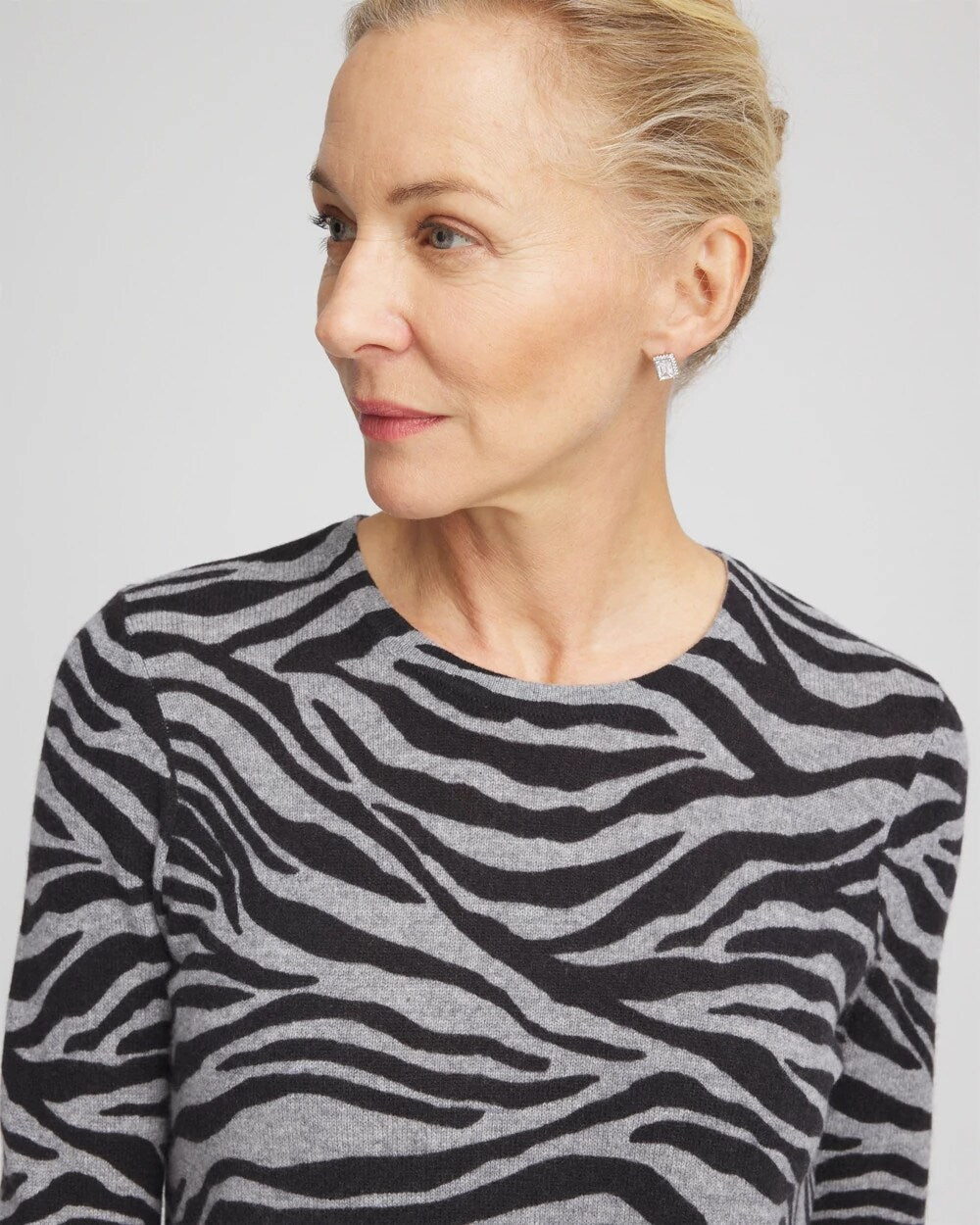 Chico's For Sale - Cashmere Zebra Long-Sleeve Pullover Sweater